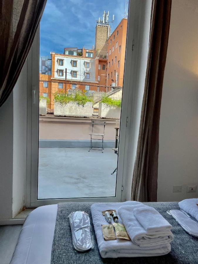 Loft Esquilino Terrazza A Stazione Termini Apartment Rome Luaran gambar